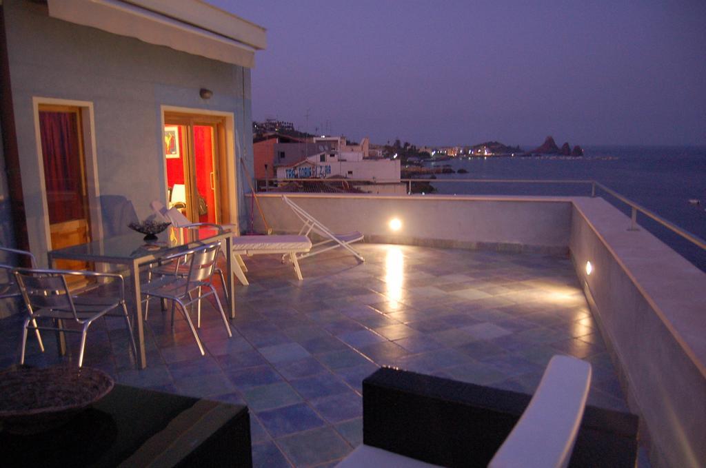 Bed and Breakfast La Terrazza Sul Mare Aci Castello Pokój zdjęcie